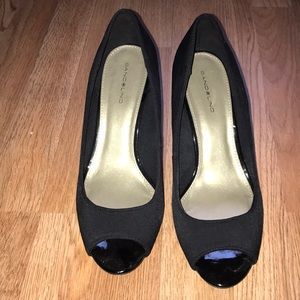 Bandolino Black Wedges